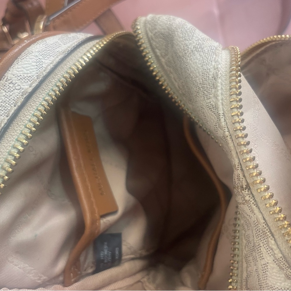 Authentic Michael Kors Backpack Purse!!! #025NC Michael Kors White and Tan - Picture 6 of 11
